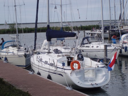 bavaria 30 sailboatdata